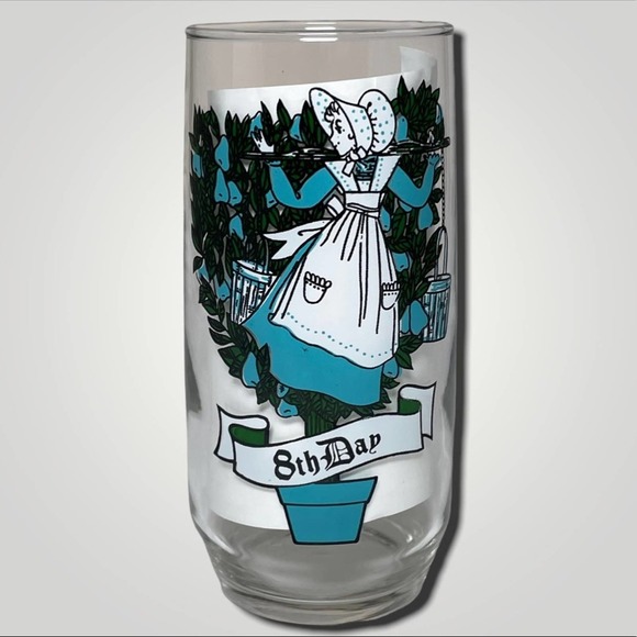 VINTAGE Brockway 12 Days Of Christmas 8th Day Replacement Glassware Drinking - Picture 1 of 6
